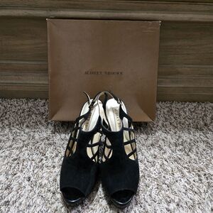 Audrey Brooke Black Women's Shoes